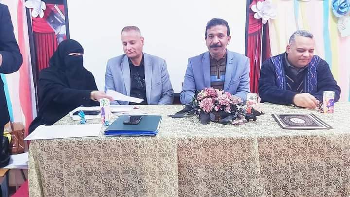 مدير إدارة شمال التعليمية يكرم مديرى المدارس الإبتدائيةفي نهاية التدريب. 1 FB IMG 1645127924712