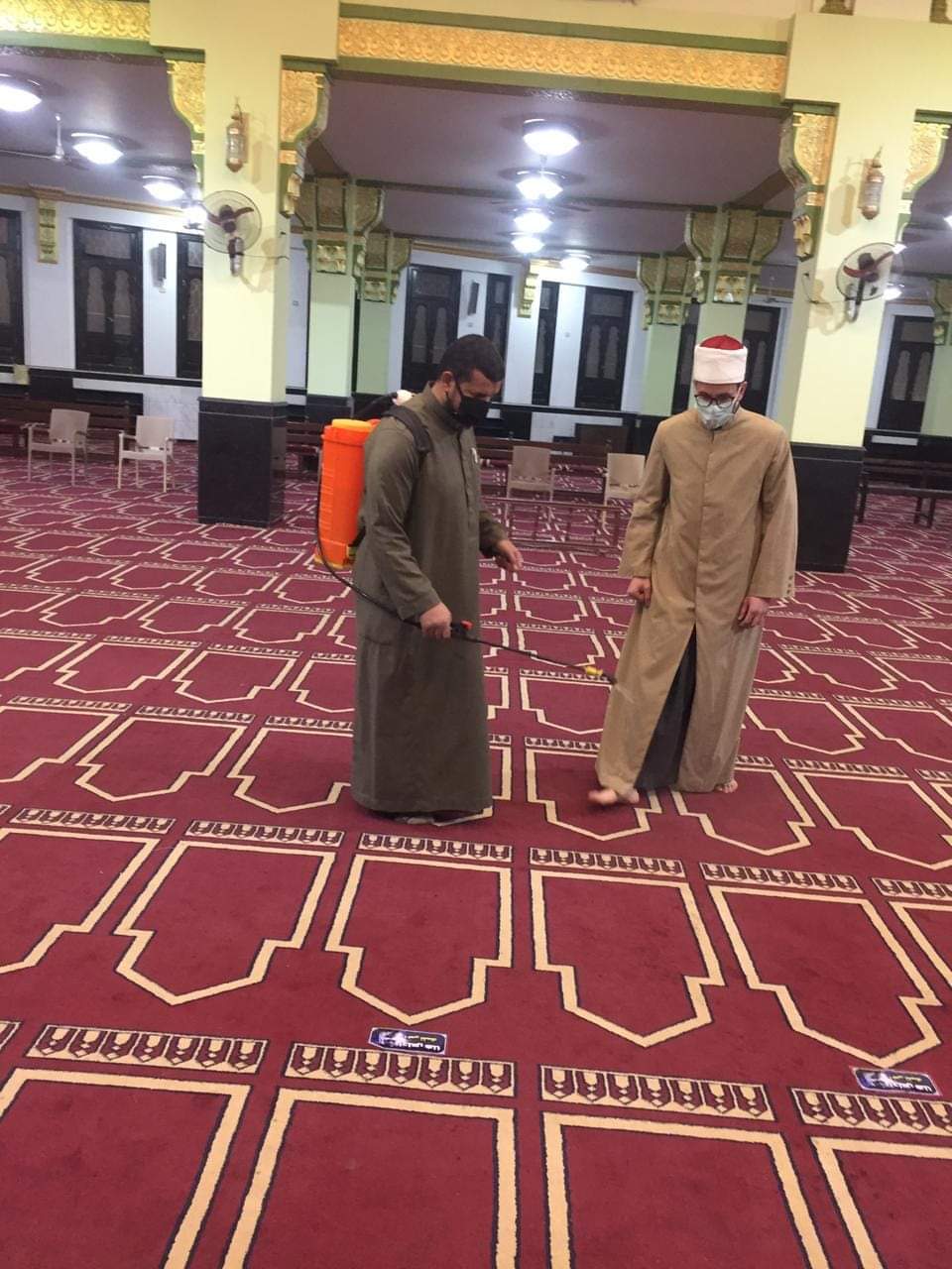 وكيل أوقاف السويس: حملة نظافة وتعقيم بجميع المساجد استعدادآ لشهر رمضان المبارك 1 FB IMG 1648401581419