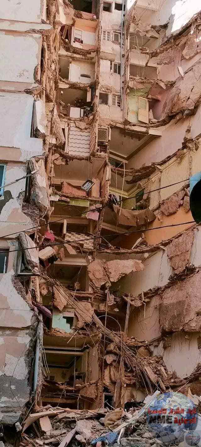 انهيار عقار من 13 طابقًا في الإسكندرية 