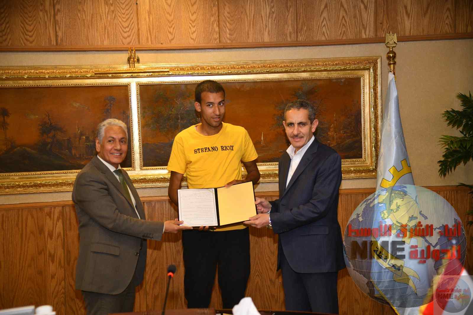 في استجابة سريعة محافظ الغربية يلتقي 22 أسرة ويلبي طلباتهم