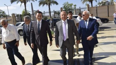 محافظ بورسعيد يستقبل وزير النقل و قائد القوات البحرية