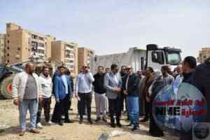محافظ السويس يلتقي اهالي مدينة تعاونيات إسبيكو لمتابعة الخدمات التي تقدم للمواطنين و يتفقد حديقة الخالدين بحي فيصل