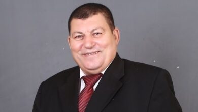 بلا عنوان